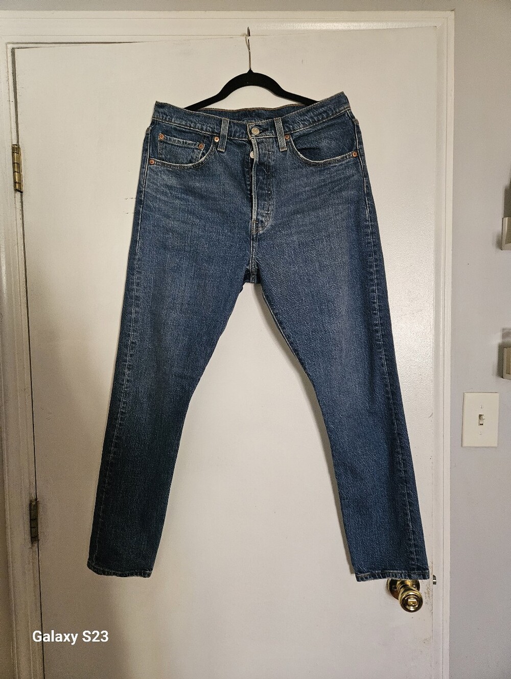 Levi 501 Slim Jeans